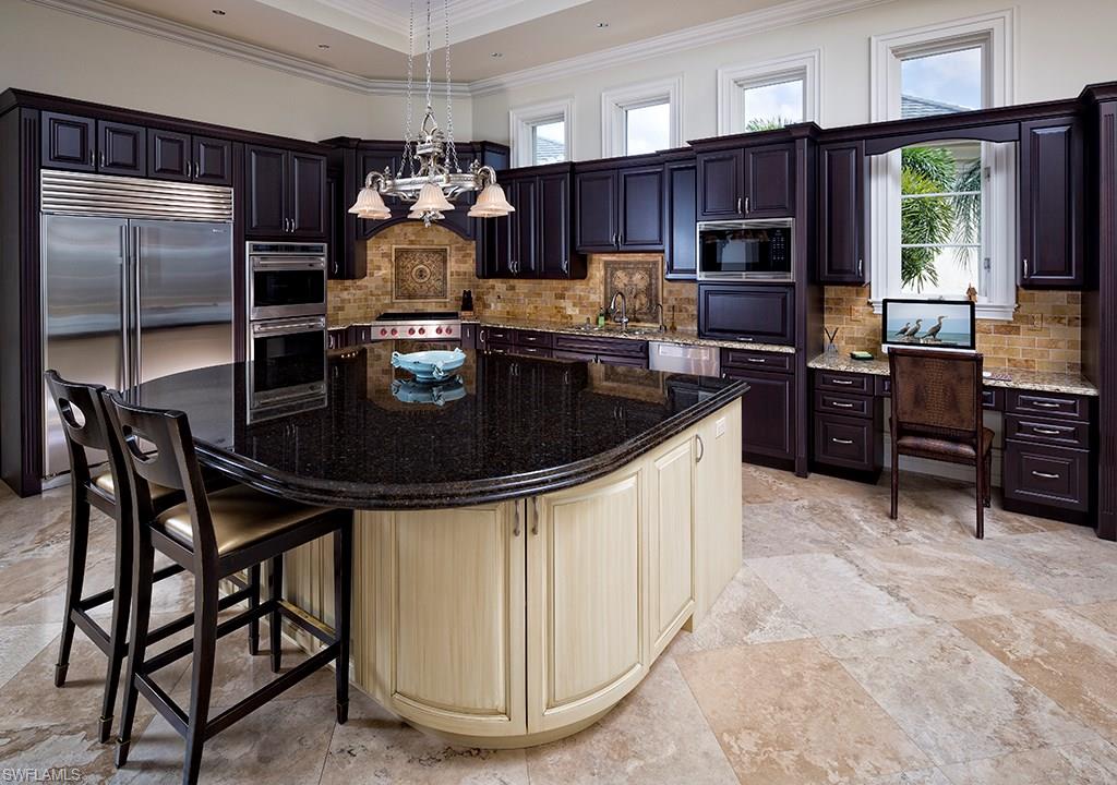 MOORINGS - Residential