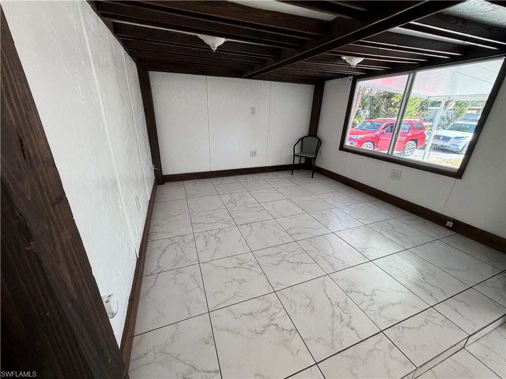 SUNCOAST ESTATE - Residential