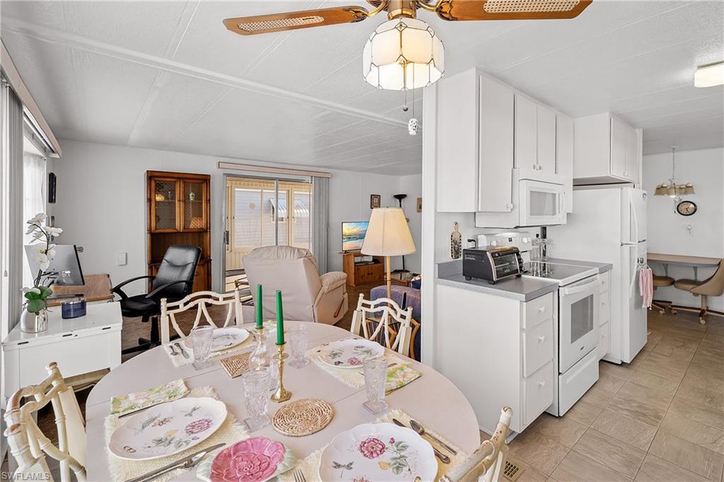 SIX LAKES COUNTRY CLUB - Residential