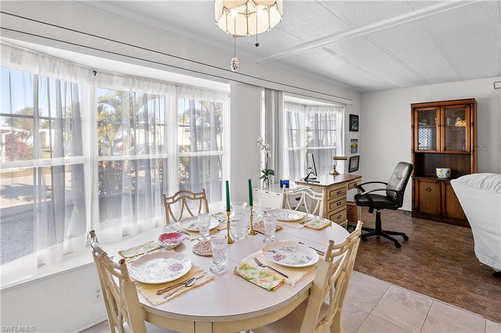 SIX LAKES COUNTRY CLUB - Residential