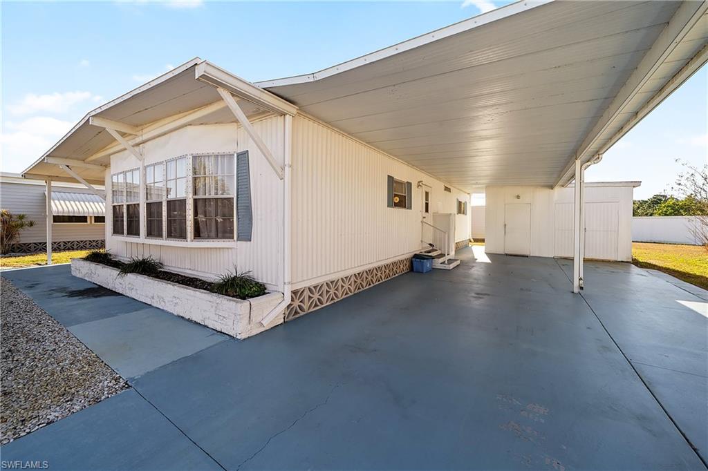 SIX LAKES COUNTRY CLUB - Residential