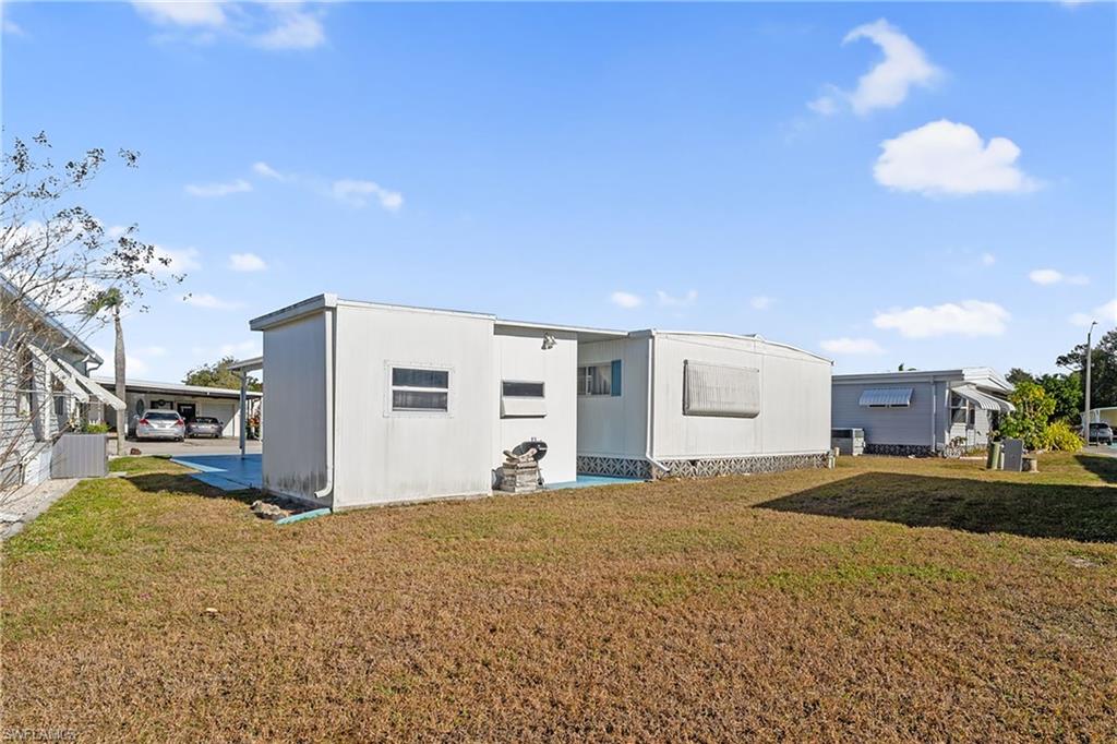 SIX LAKES COUNTRY CLUB - Residential