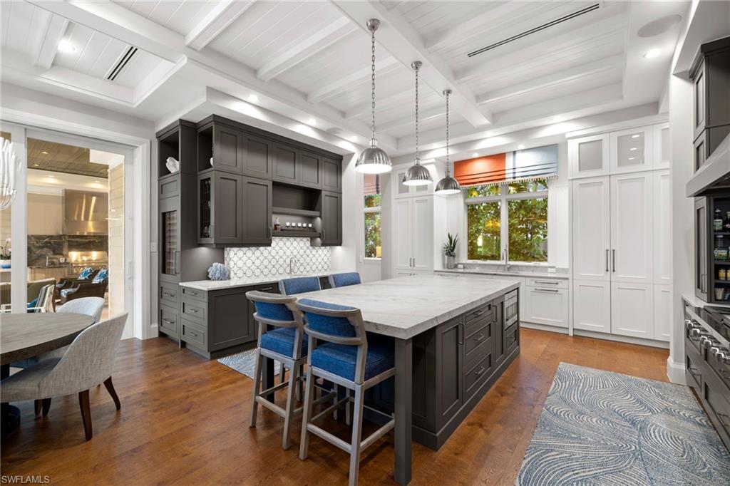 OLDE NAPLES - Residential