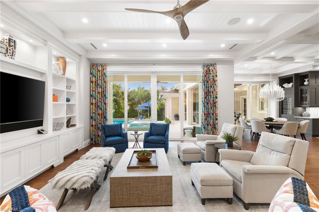 OLDE NAPLES - Residential