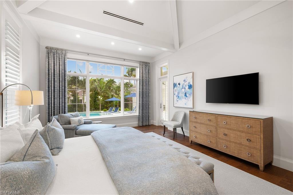 OLDE NAPLES - Residential