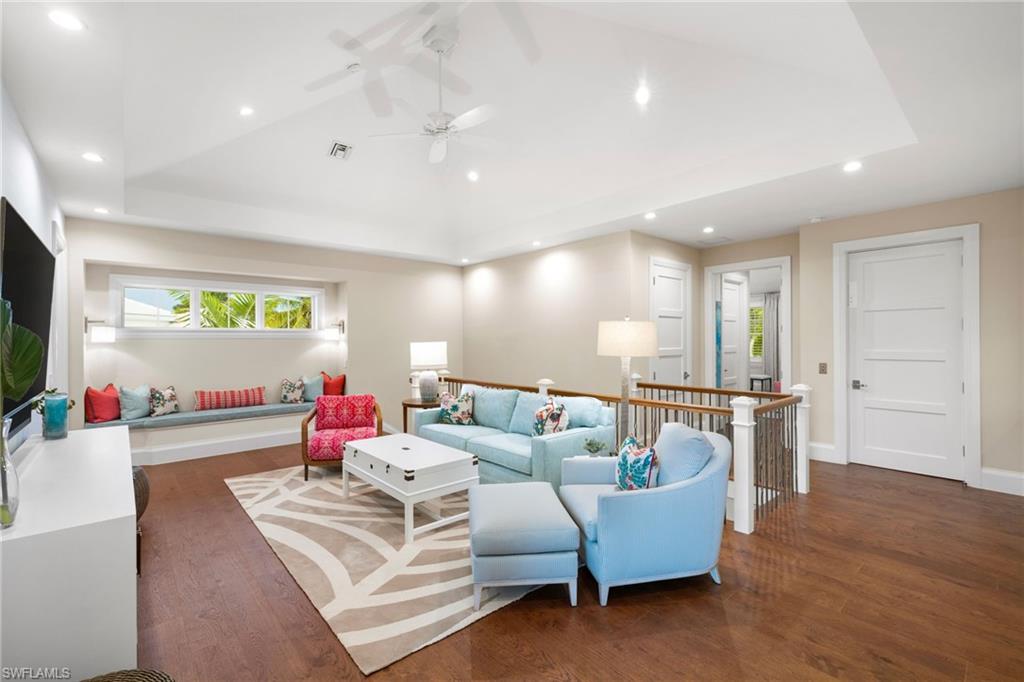 OLDE NAPLES - Residential