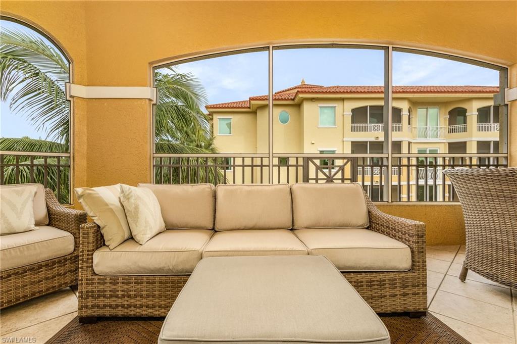 VENTANAS AT TIBURON - Residential Lease