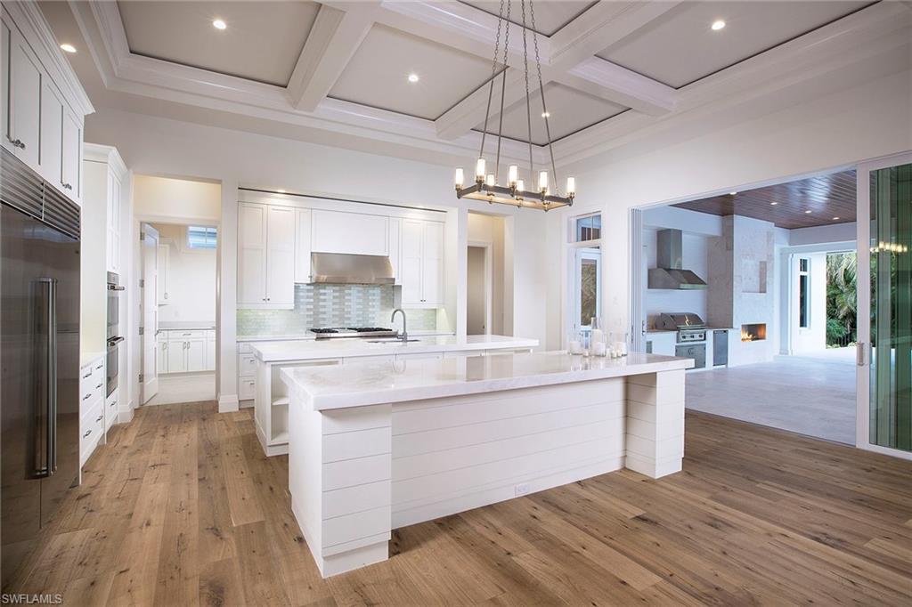 MOORINGS - Residential