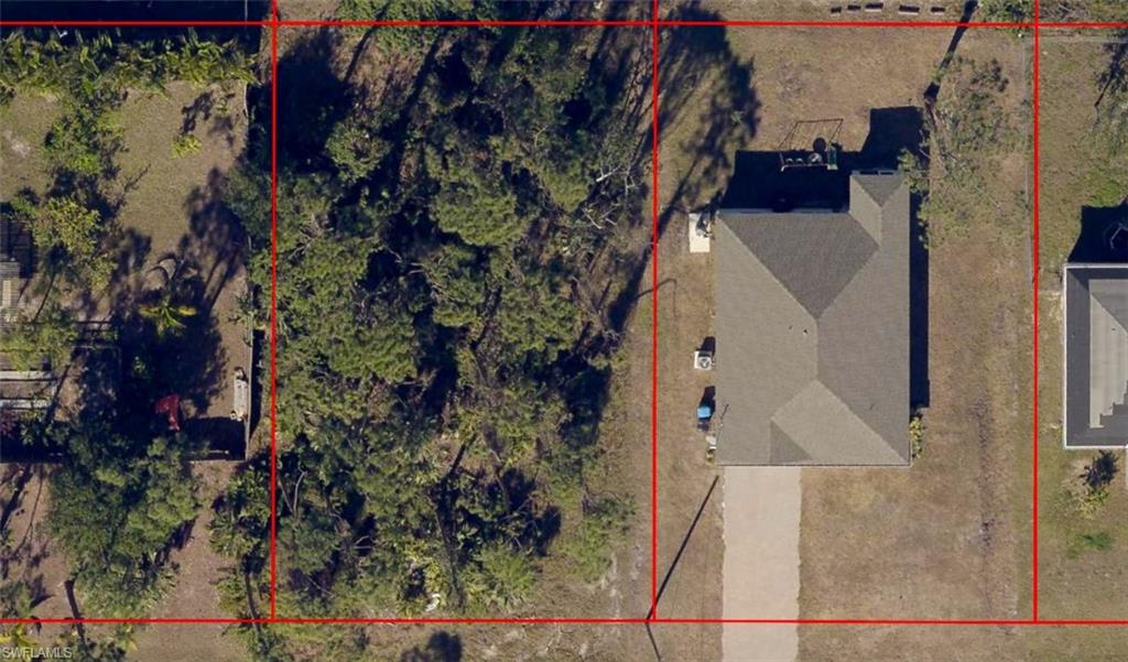 CAPE CORAL - Land