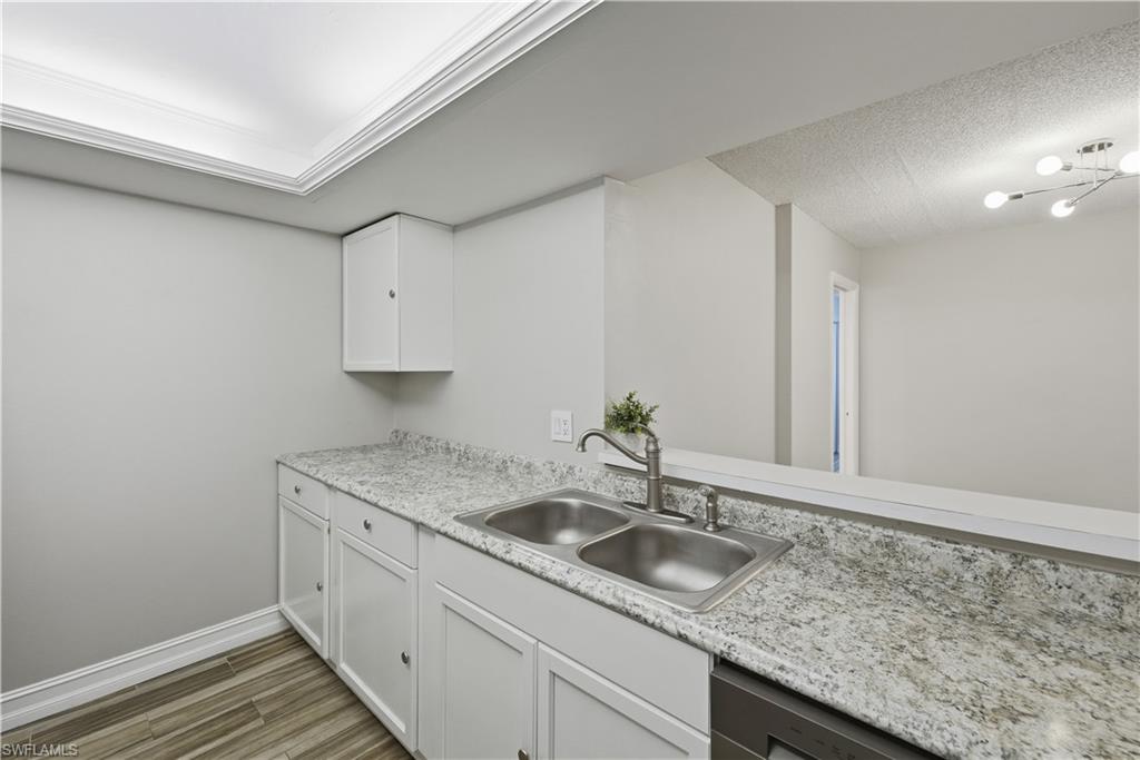 LAKEWOOD - Residential