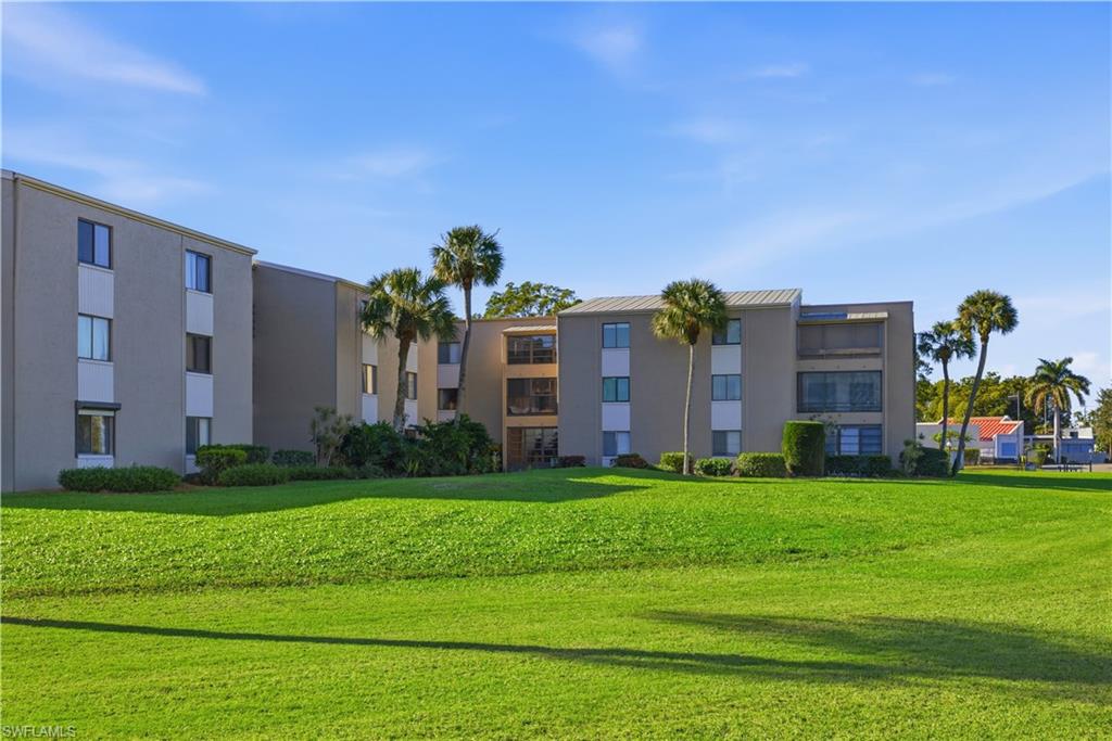 LAKEWOOD - Residential