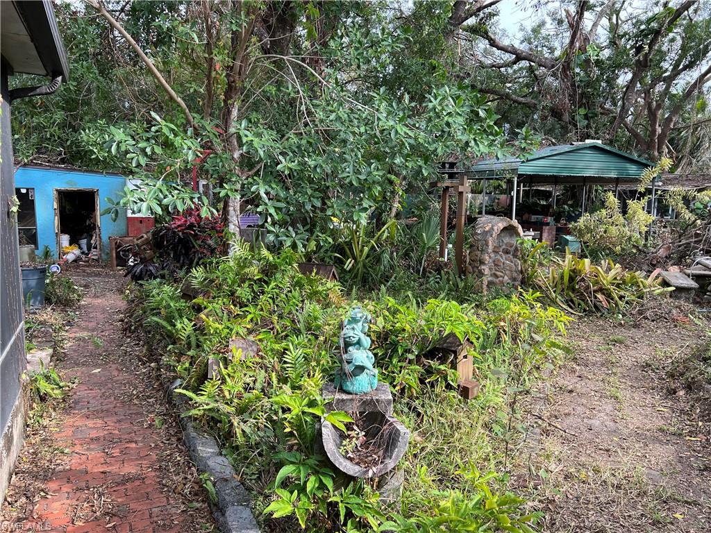 NORTH FORT MYERS - Residential