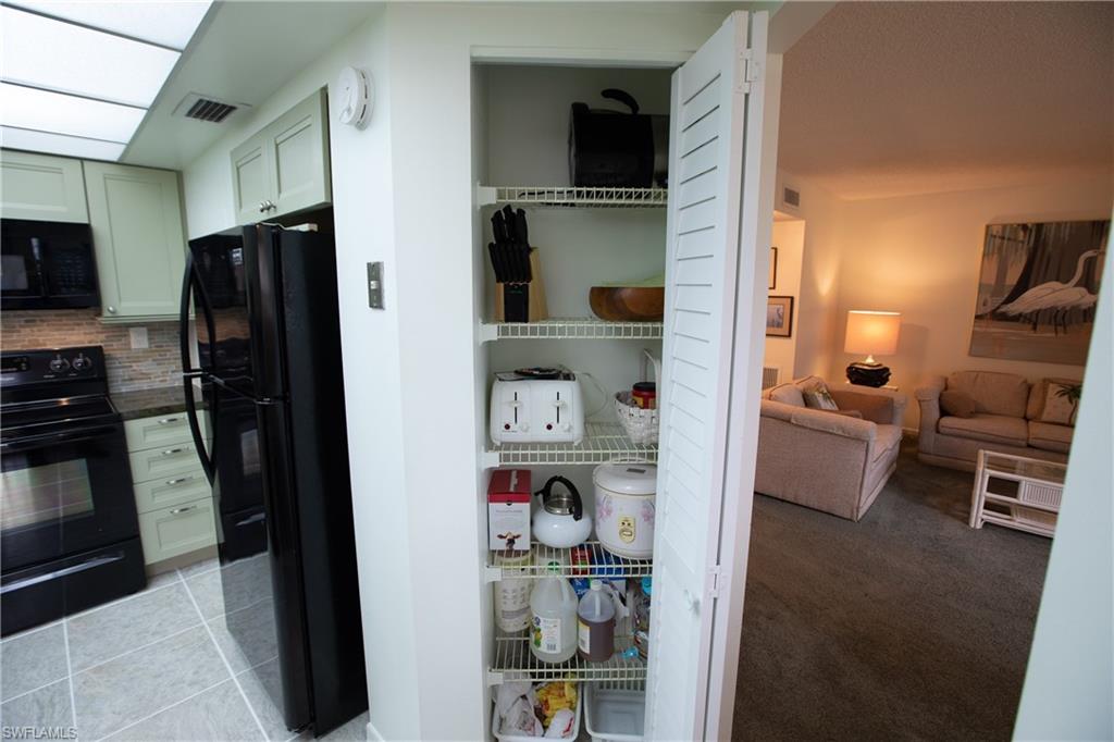 TROPIC SCHOONER APTS - Residential