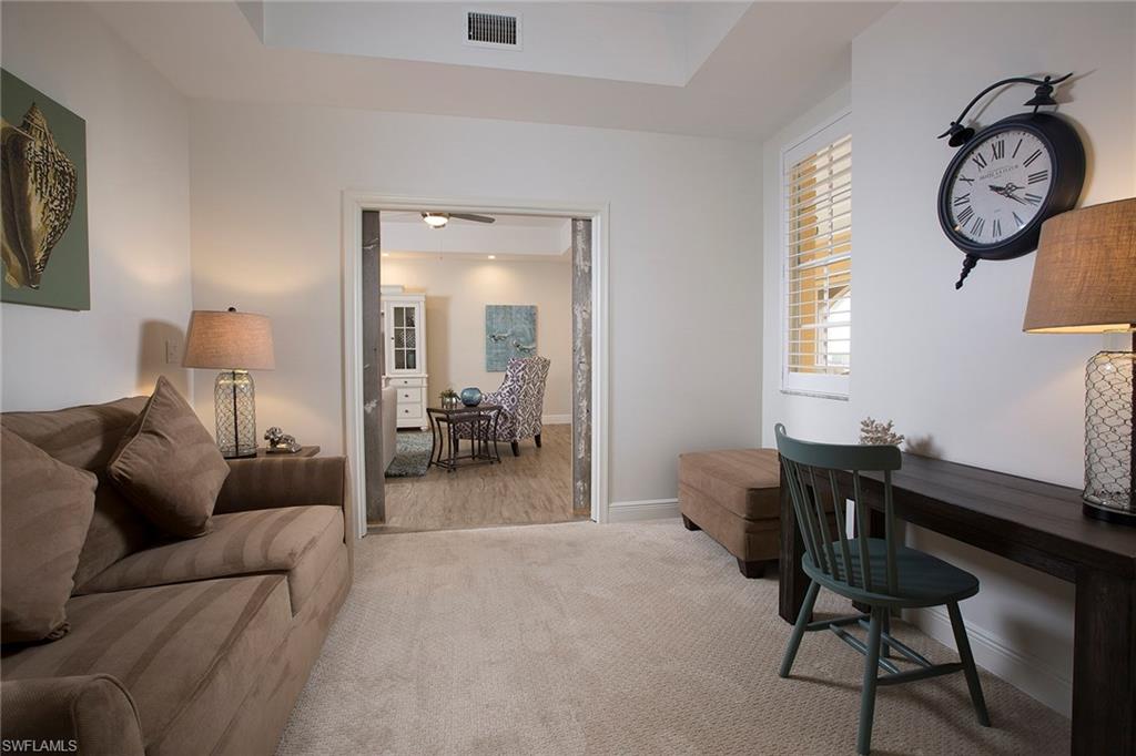 ROYAL MARCO POINT - Residential