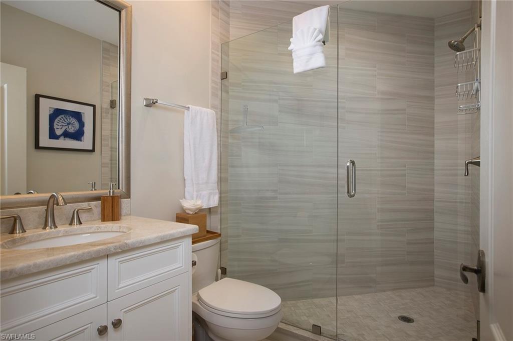 ROYAL MARCO POINT - Residential