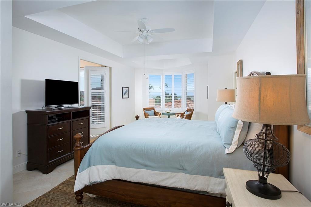 ROYAL MARCO POINT - Residential