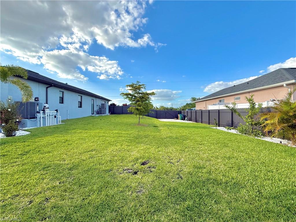 CAPE CORAL - Residential