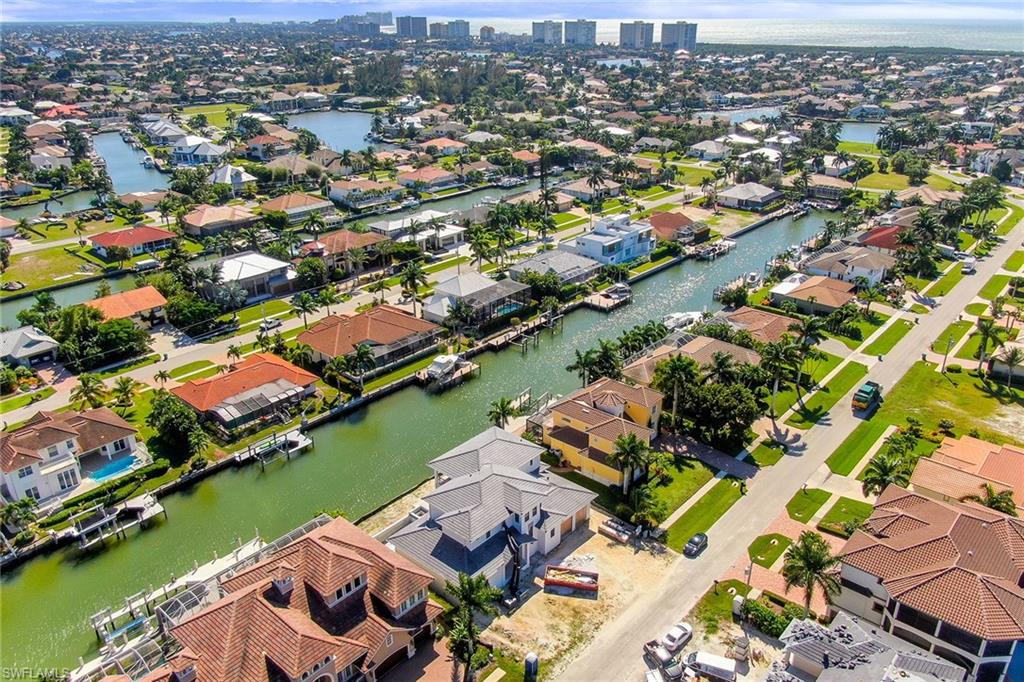 MARCO BEACH - Residential