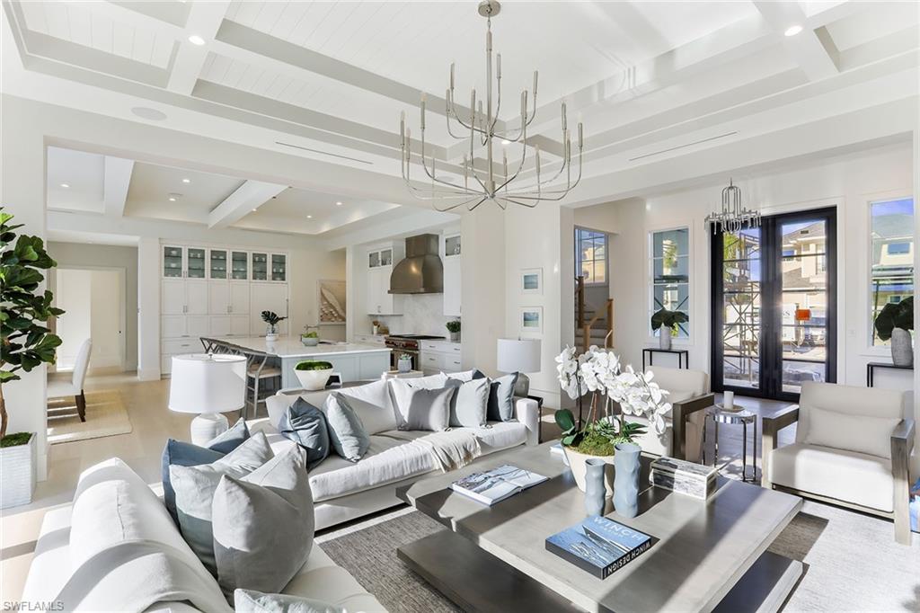 MARCO BEACH - Residential