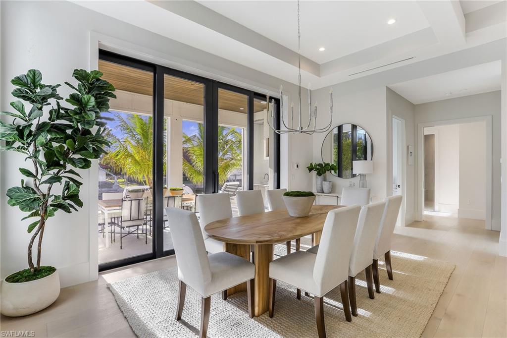 MARCO BEACH - Residential