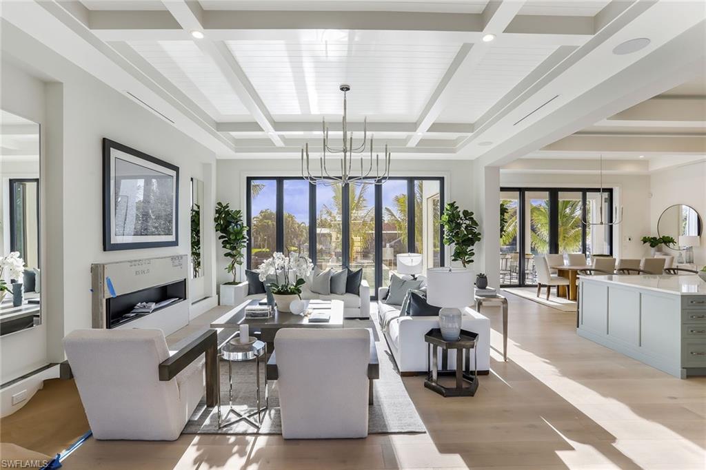 MARCO BEACH - Residential