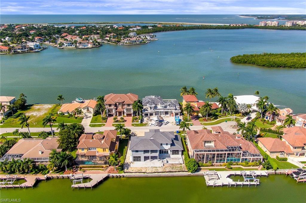 MARCO BEACH - Residential