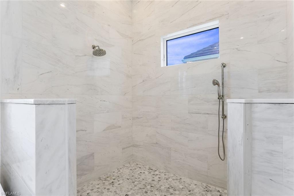 MARCO BEACH - Residential