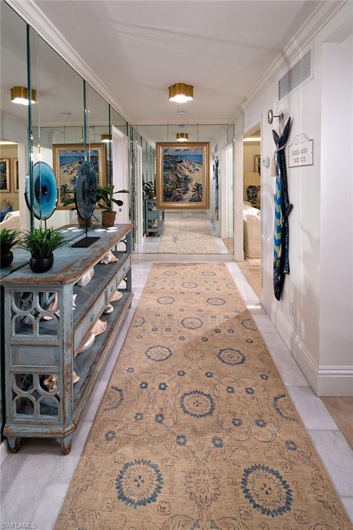 LAURENTIANS - Residential