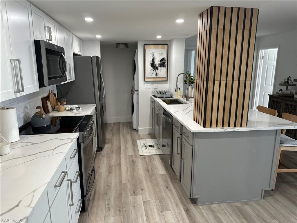 RIVERSIDE CLUB - Residential Lease