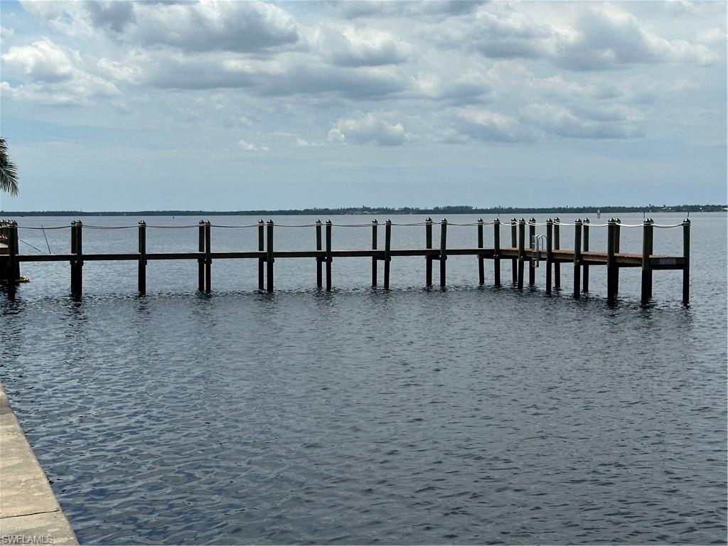 RIVERSIDE CLUB - Residential Lease