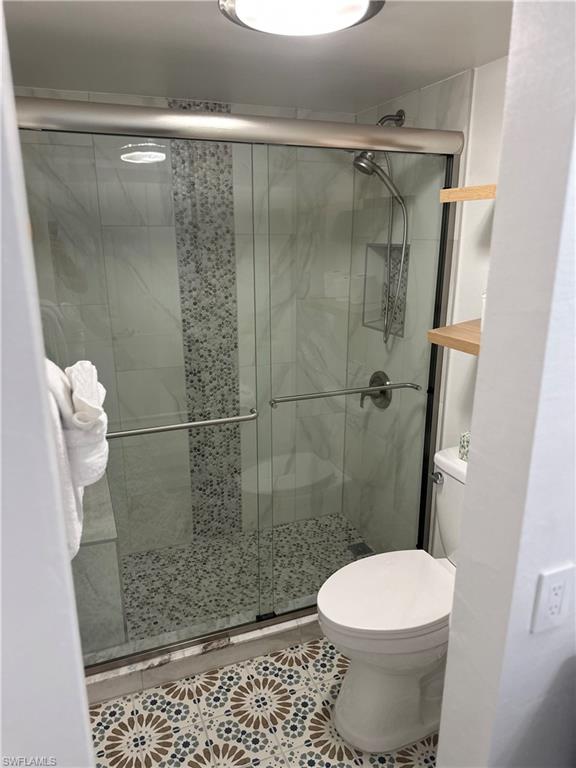 RIVERSIDE CLUB - Residential Lease