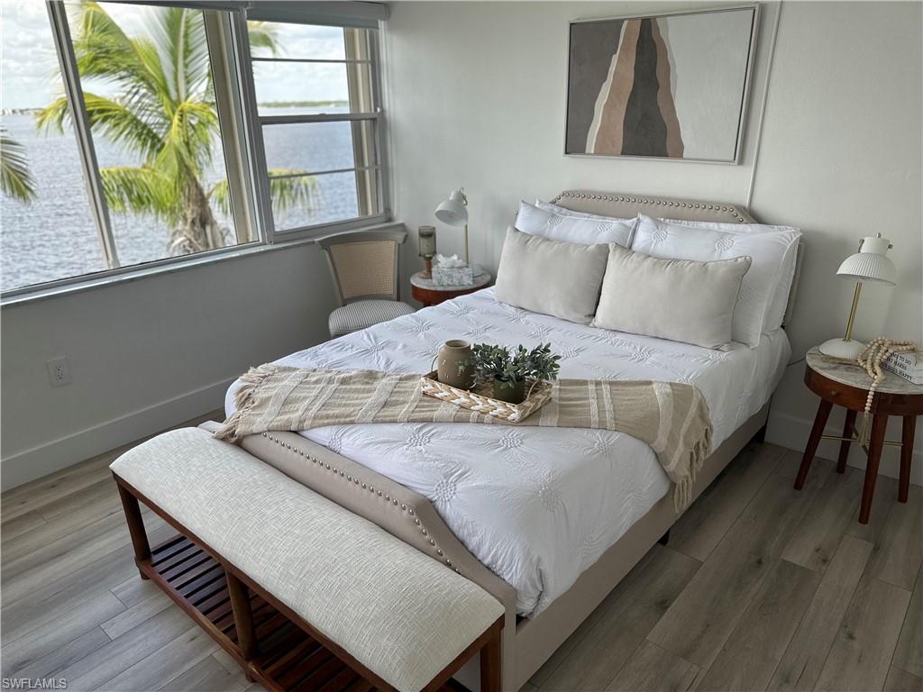 RIVERSIDE CLUB - Residential Lease