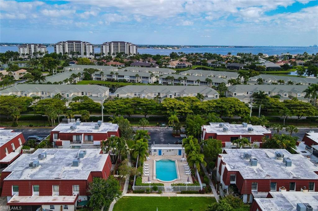 MEADOWLARK COVE - Residential