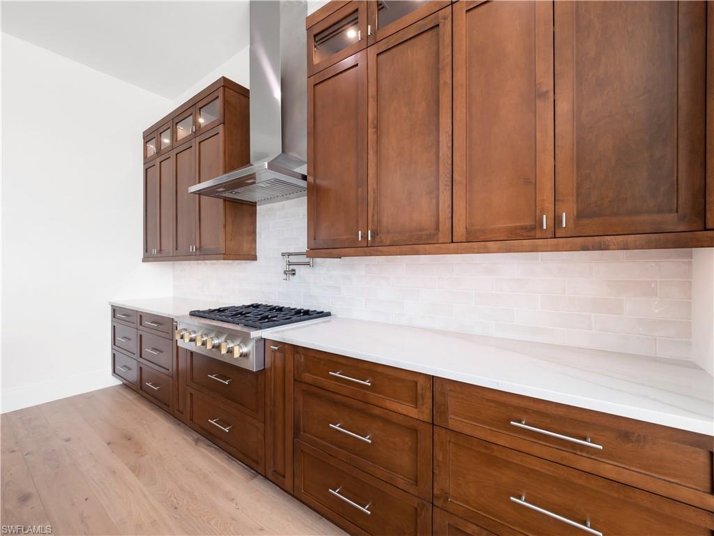 TOWN AND RIVER - Residential