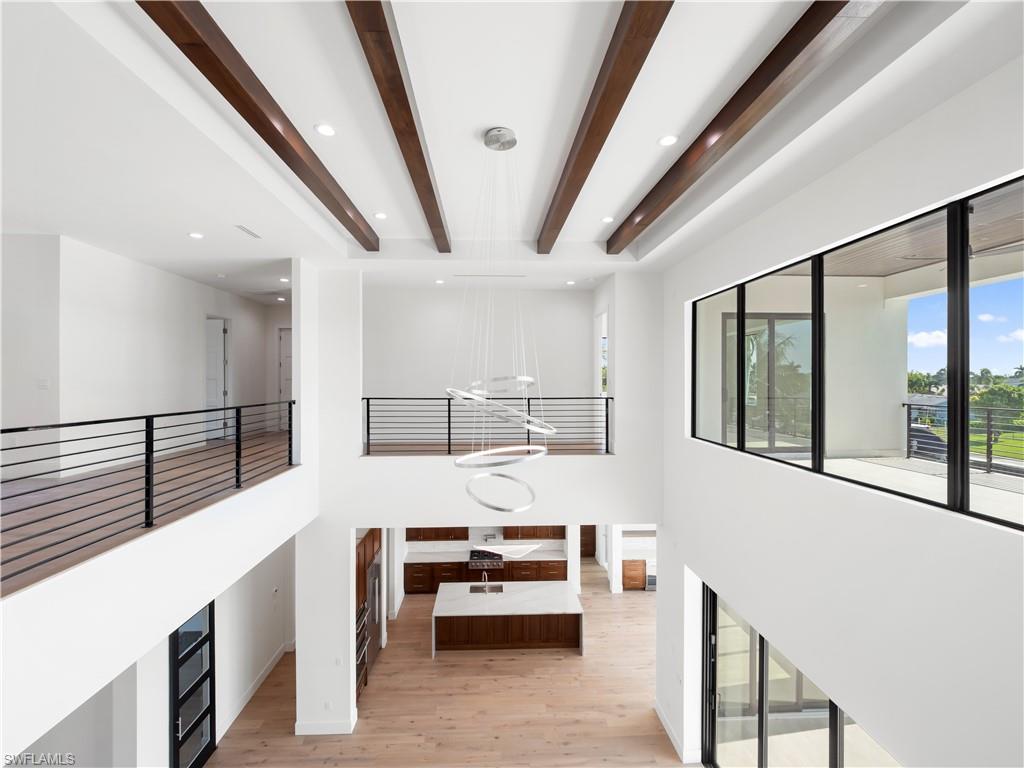 TOWN AND RIVER - Residential