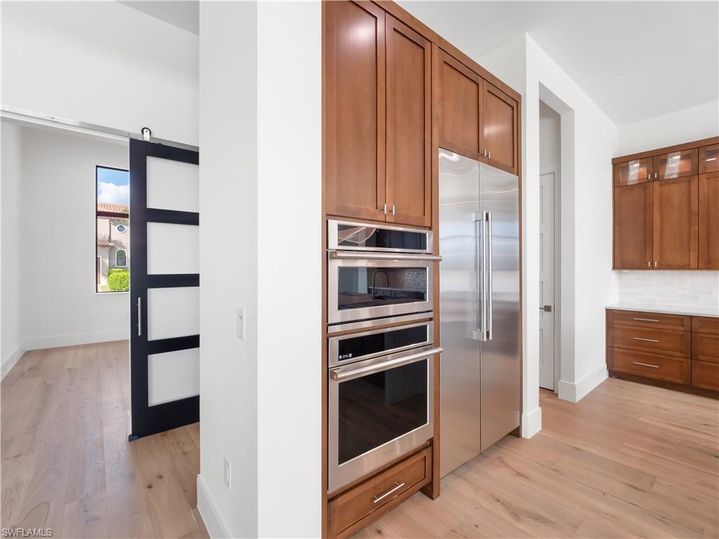 TOWN AND RIVER - Residential