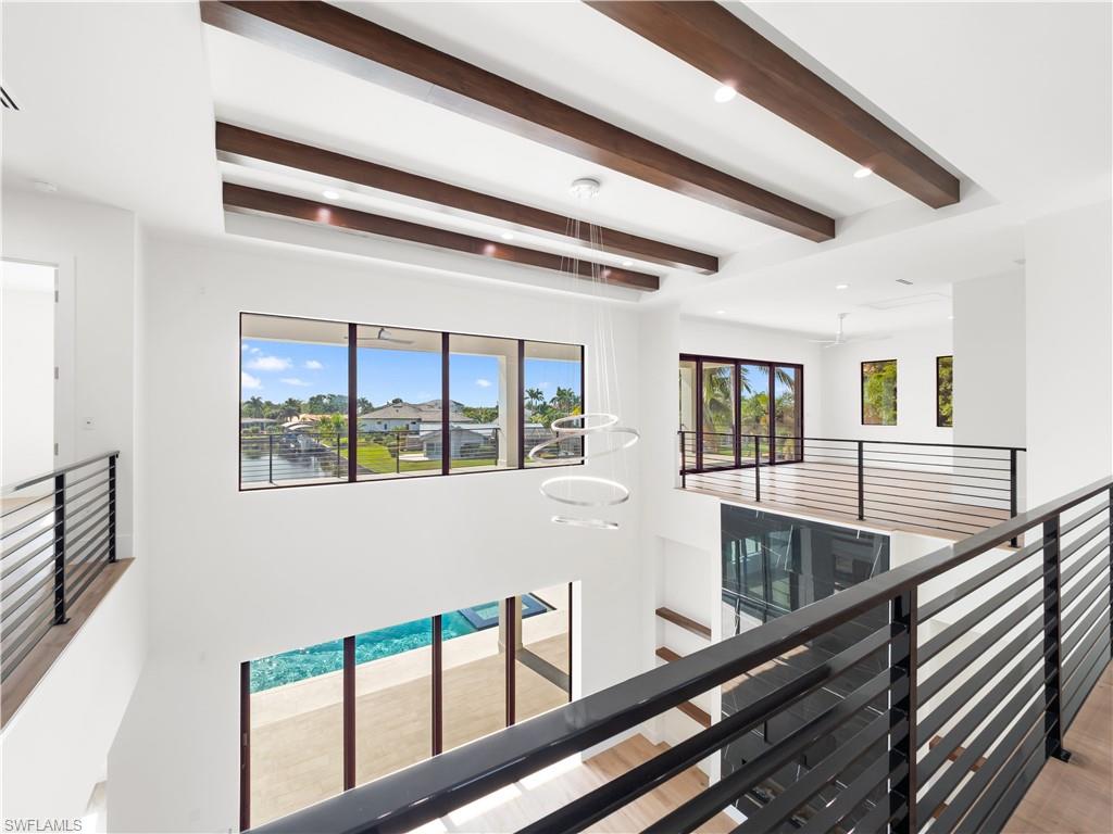 TOWN AND RIVER - Residential