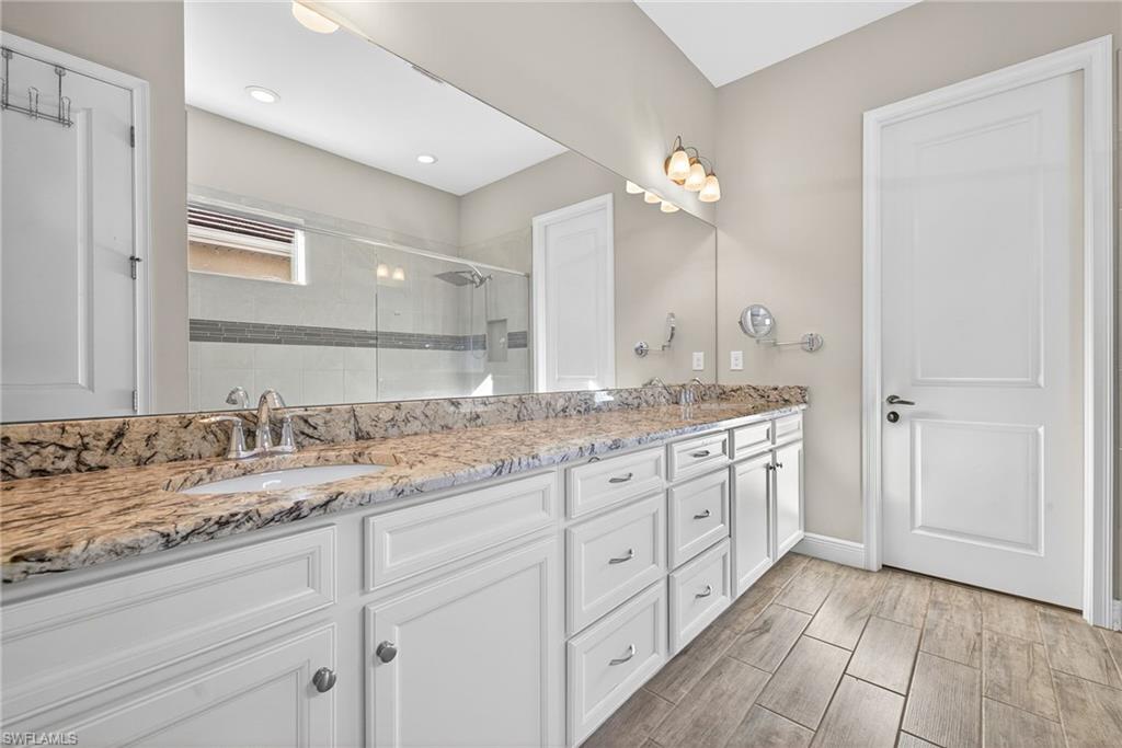 COMPASS LANDING - Residential