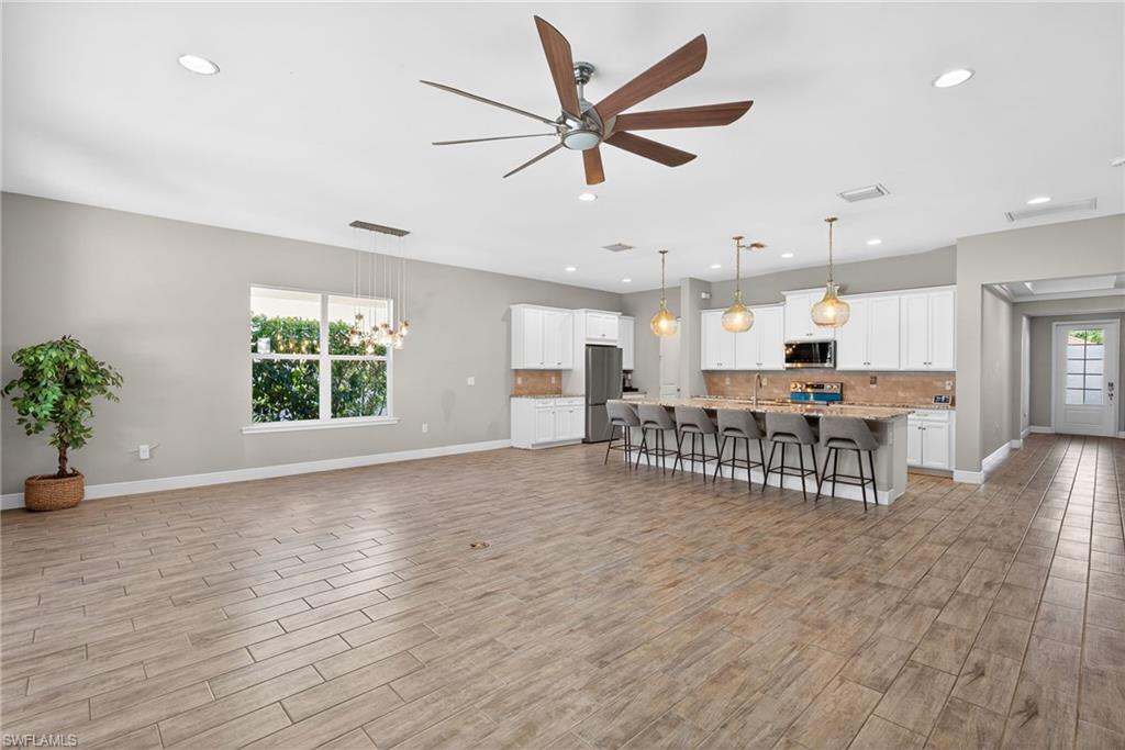 COMPASS LANDING - Residential