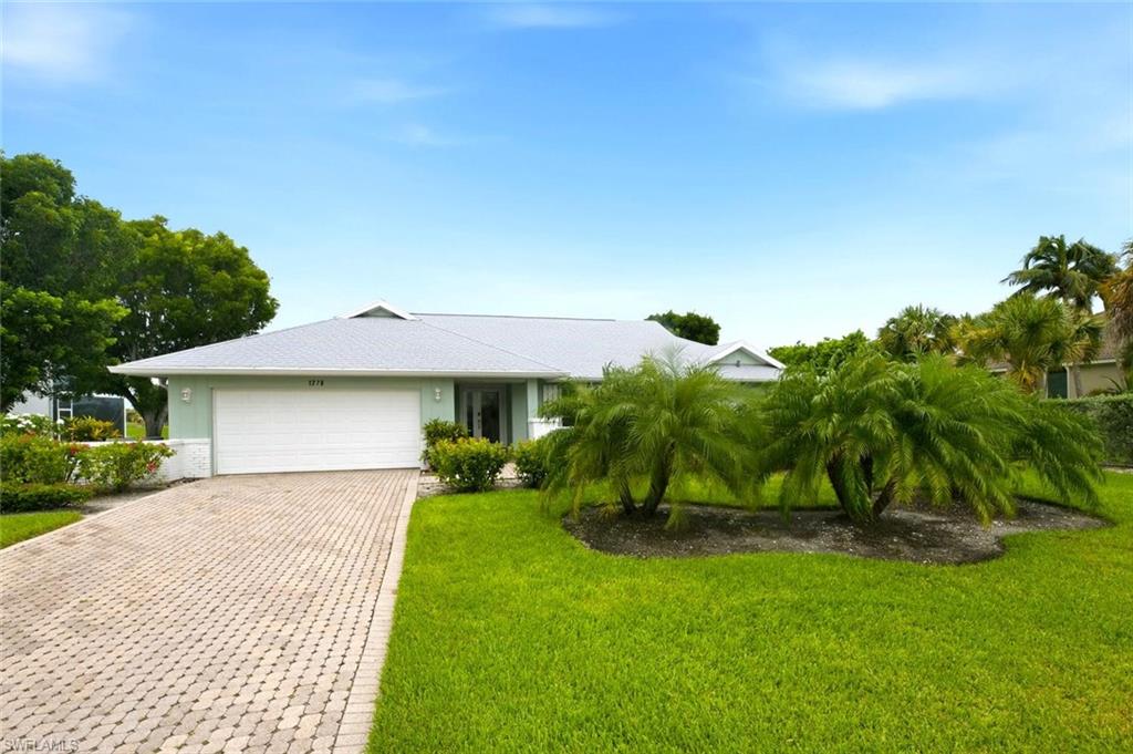 1270 Par View DR