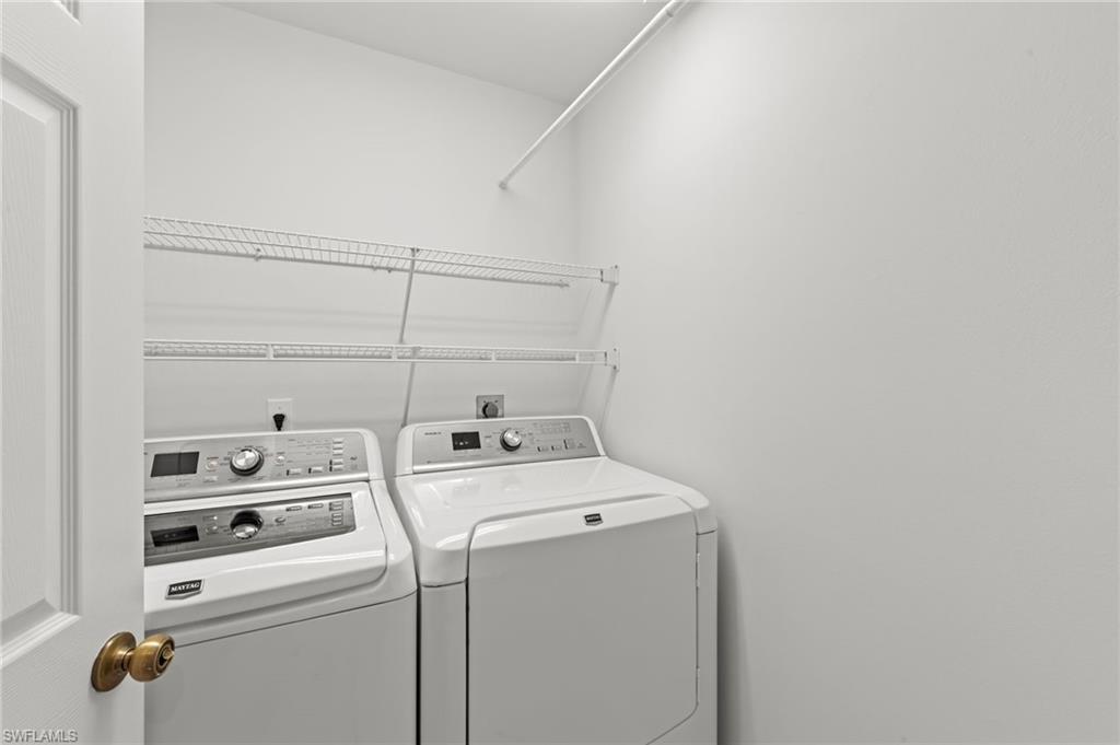 GRAND PALM VILLAGE - Residential