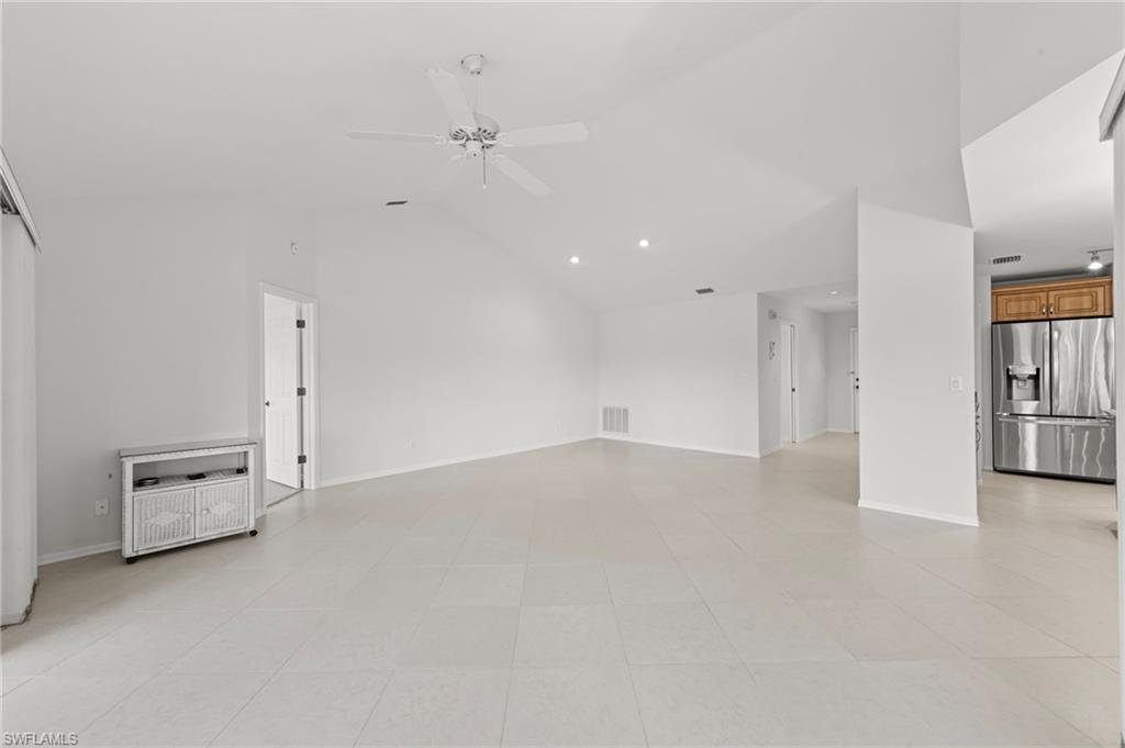 GRAND PALM VILLAGE - Residential