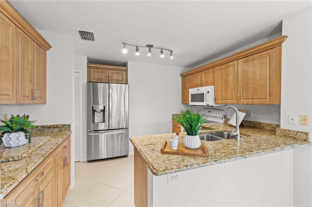 8291 Grand Palm DR 2