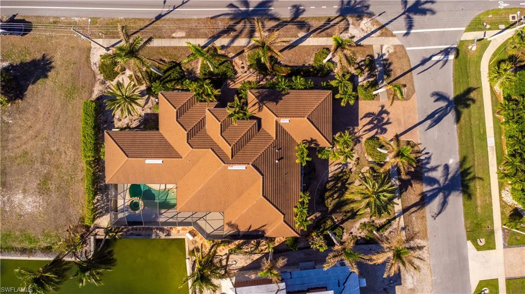 MARCO BEACH - Residential