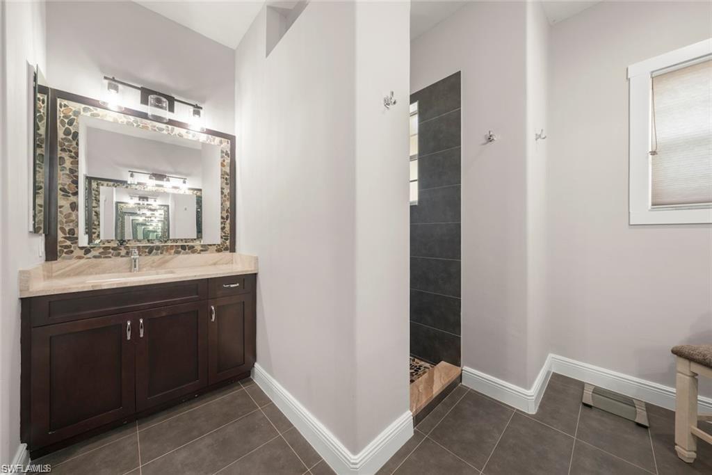 VINTAGE RESERVE - Residential Lease