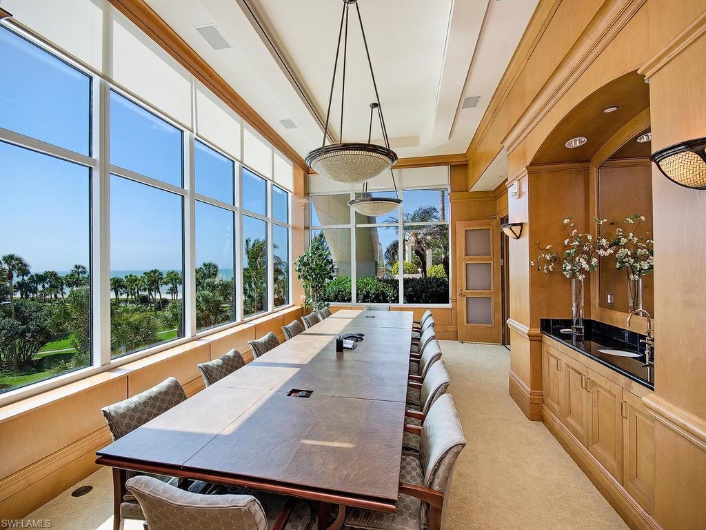 REGENT - Residential