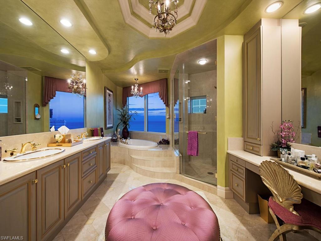 REGENT - Residential