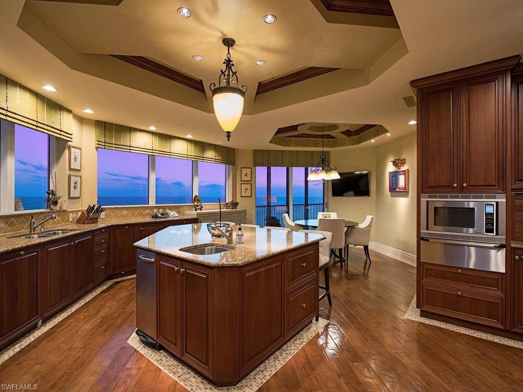 REGENT - Residential