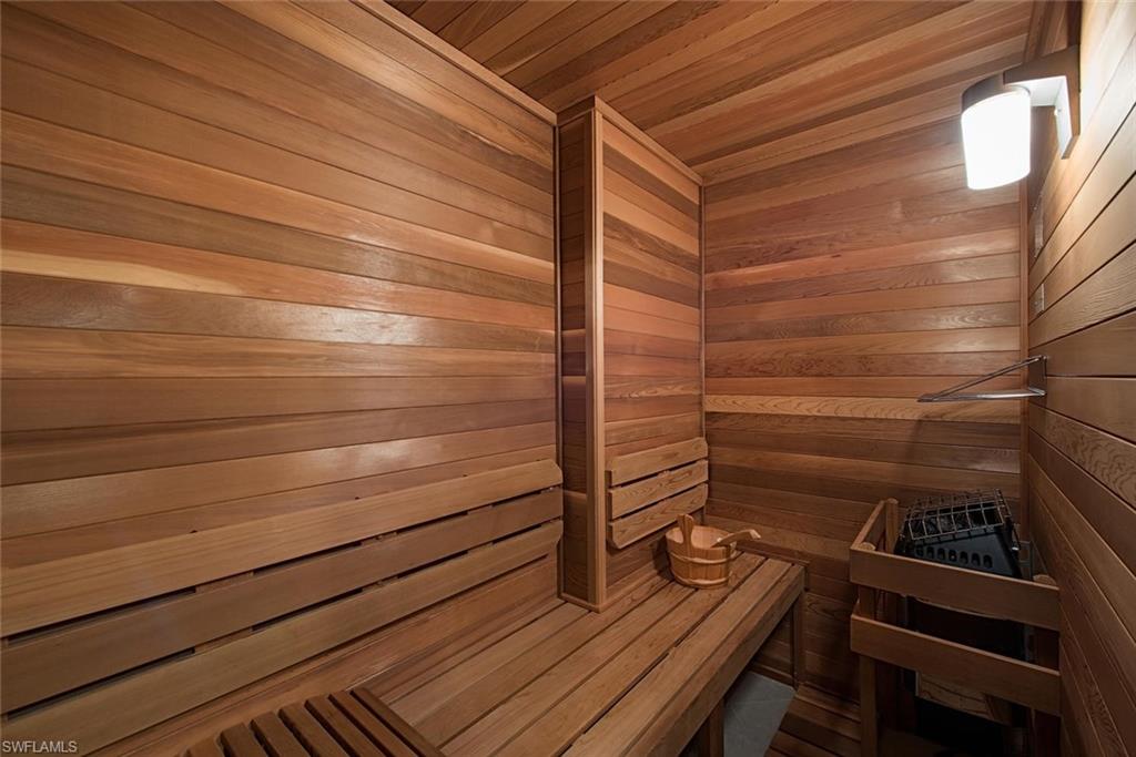 REGENT - Residential