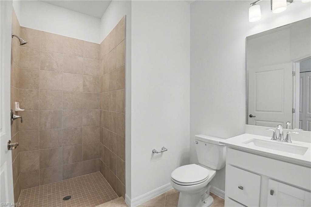 BRIGHT WATER - Residential Lease